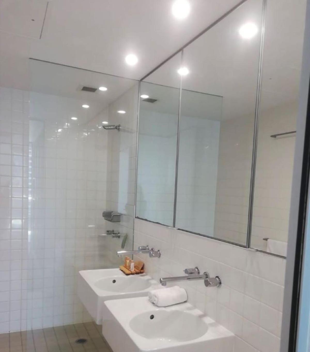 Air On Broadbeach - Stunning Ocean Views! Guldkusten Exteriör bild