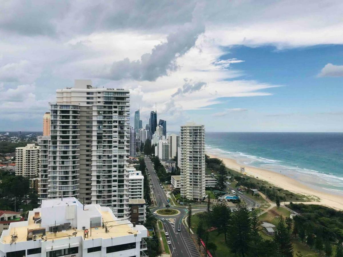 Air On Broadbeach - Stunning Ocean Views! Guldkusten Exteriör bild