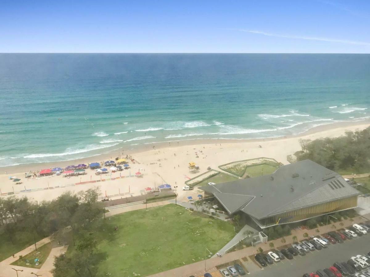 Air On Broadbeach - Stunning Ocean Views! Guldkusten Exteriör bild
